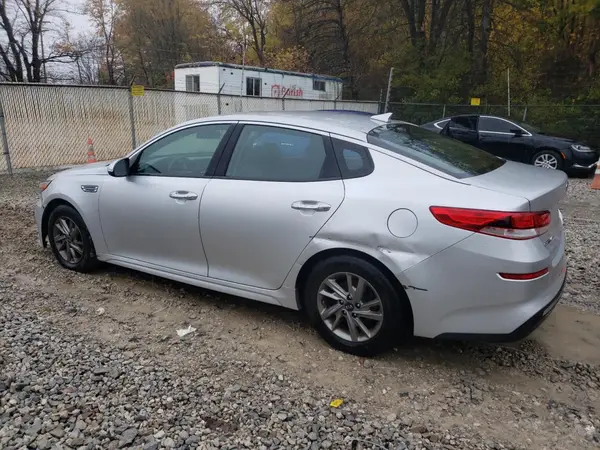 5XXGT4L30KG370000 2019 KIA OPTIMA - Image 2