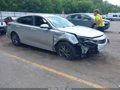 5XXGT4L30KG371423 2019 KIA OPTIMA