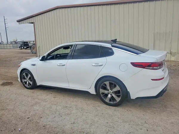 5XXGT4L30KG371650 2019 KIA OPTIMA - Image 2