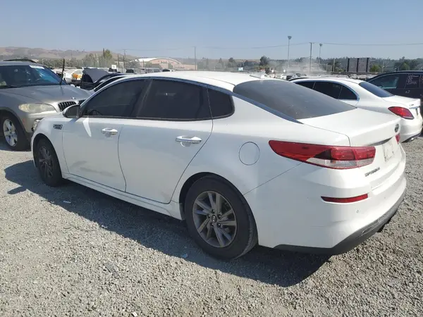 5XXGT4L30KG371857 2019 KIA OPTIMA - Image 2
