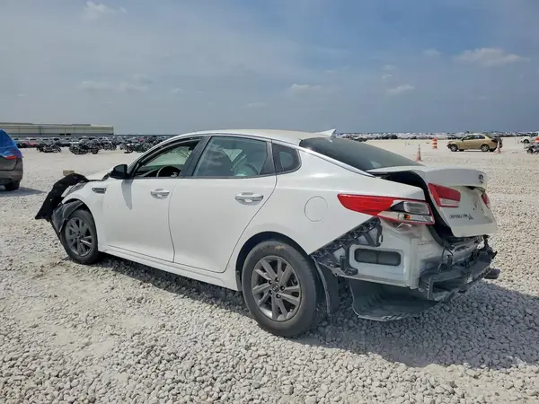 5XXGT4L30KG374077 2019 KIA OPTIMA - Image 2