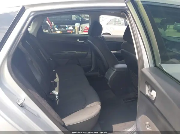 5XXGT4L30KG374757 2019 KIA OPTIMA - Image 8