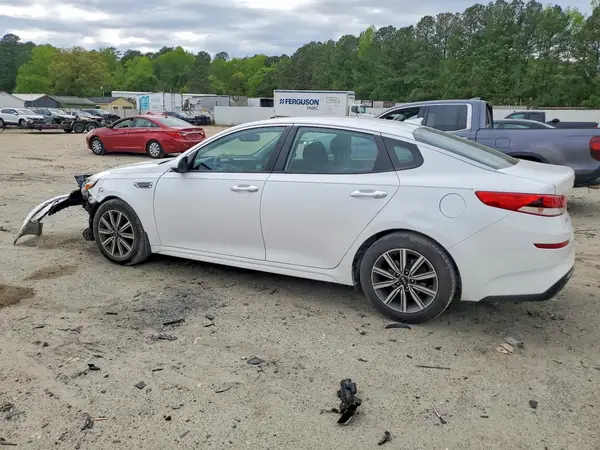 5XXGT4L30KG375519 2019 KIA OPTIMA - Image 2