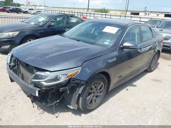 5XXGT4L30KG378405 2019 KIA OPTIMA - Image 2