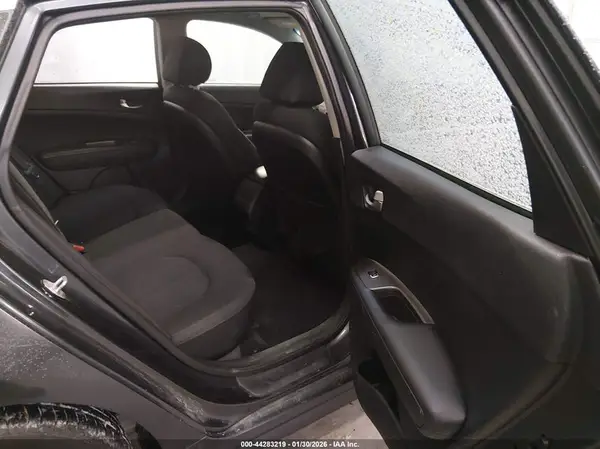 5XXGT4L30KG378873 2019 KIA OPTIMA - Image 8