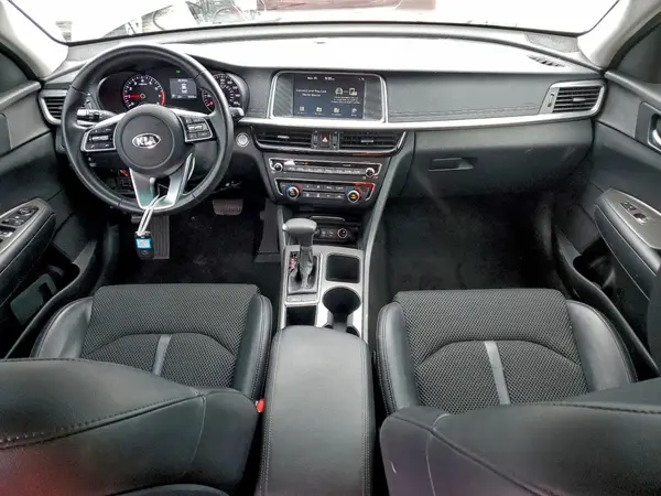 5XXGT4L30KG379344 2019 KIA OPTIMA - Image 8