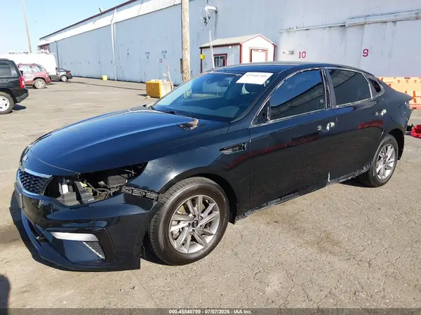 5XXGT4L30LG386926 2020 KIA OPTIMA - Image 2