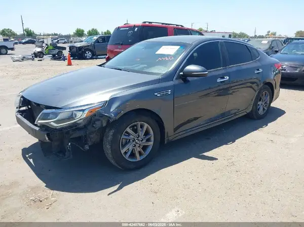 5XXGT4L30LG388336 2020 KIA OPTIMA - Image 2