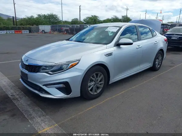 5XXGT4L30LG393827 2020 KIA OPTIMA - Image 2