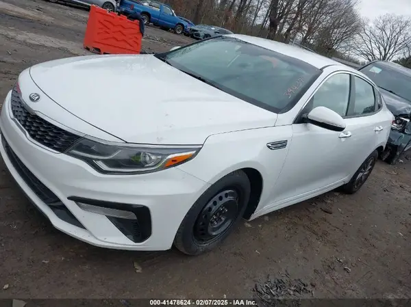 5XXGT4L30LG394377 2020 KIA OPTIMA - Image 2