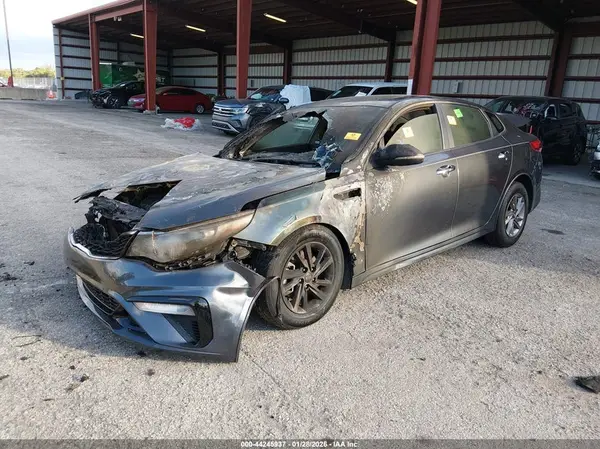 5XXGT4L30LG402011 2020 KIA OPTIMA - Image 2