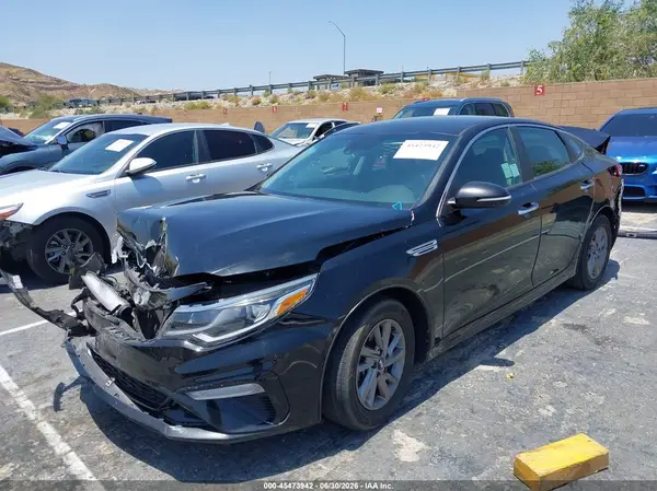 5XXGT4L30LG402400 2020 KIA OPTIMA - Image 2