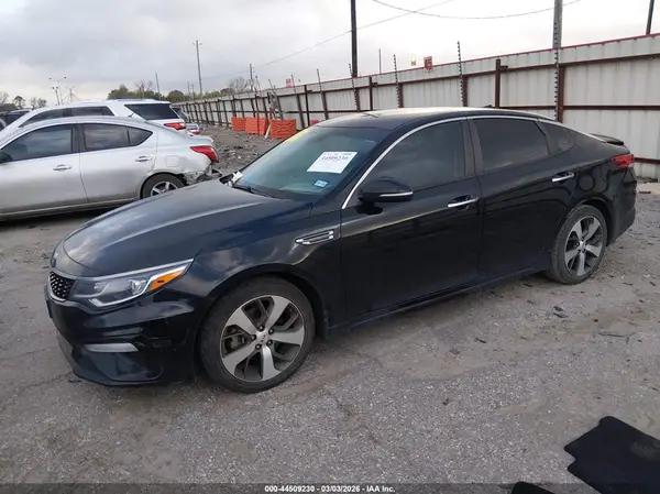 5XXGT4L30LG402932 2020 KIA OPTIMA - Image 2