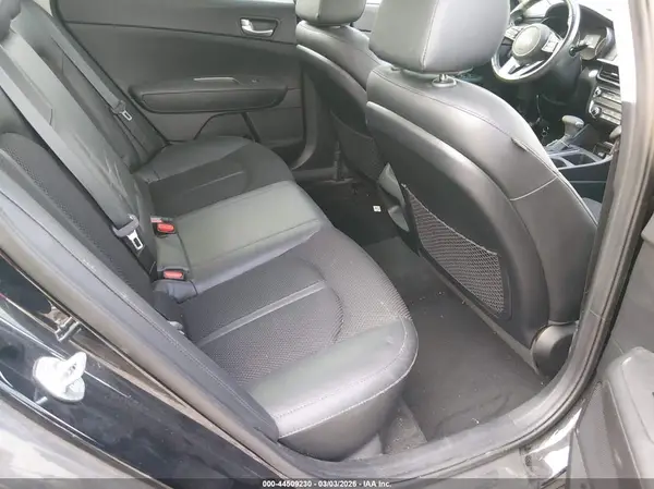 5XXGT4L30LG402932 2020 KIA OPTIMA - Image 8