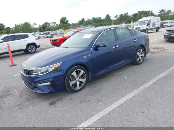 5XXGT4L30LG405281 2020 KIA OPTIMA - Image 2