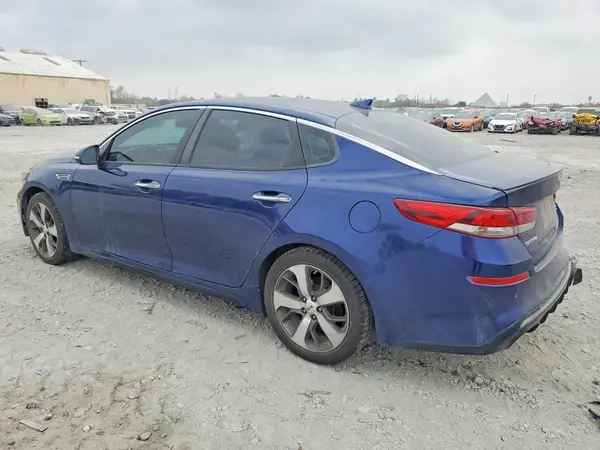 5XXGT4L30LG410562 2020 KIA OPTIMA - Image 2