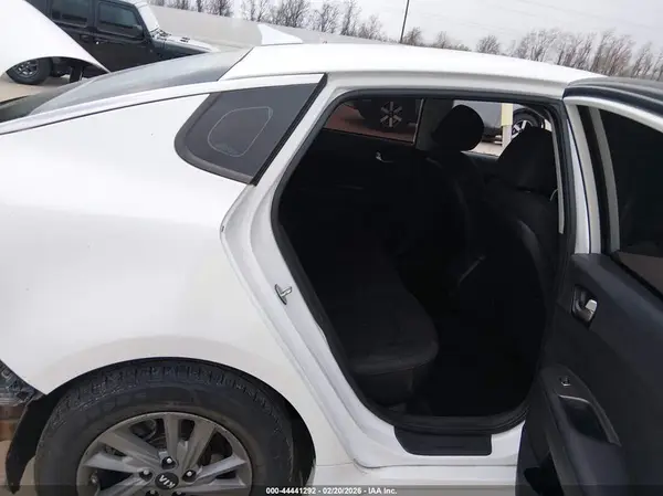 5XXGT4L30LG411551 2020 KIA OPTIMA - Image 8