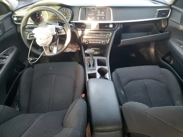 5XXGT4L30LG413557 2020 KIA OPTIMA - Image 8