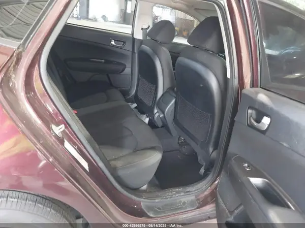 5XXGT4L30LG418774 2020 KIA OPTIMA - Image 8