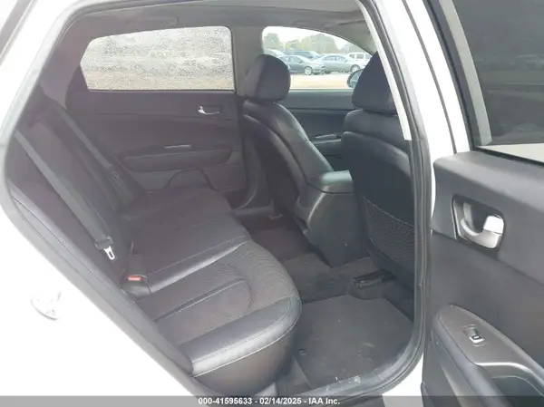 5XXGT4L30LG419228 2020 KIA OPTIMA - Image 8