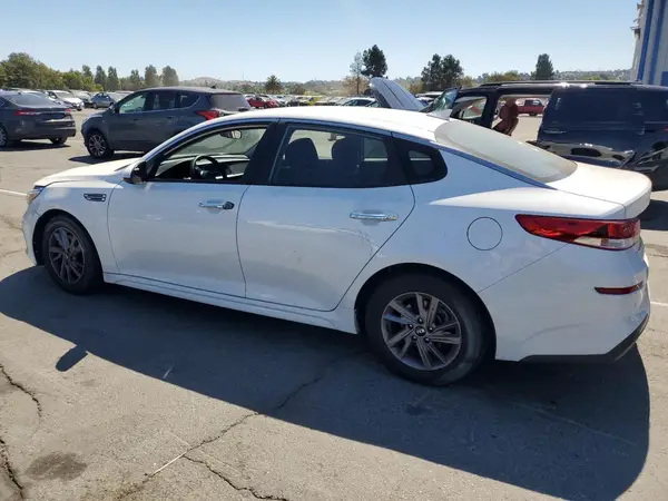 5XXGT4L30LG421352 2020 KIA OPTIMA - Image 2