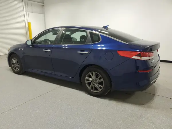 5XXGT4L30LG421805 2020 KIA OPTIMA - Image 2