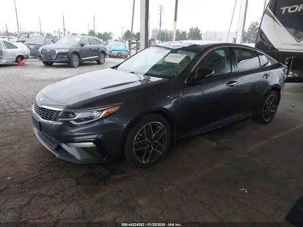 5XXGT4L30LG428740 2020 KIA OPTIMA - Image 2