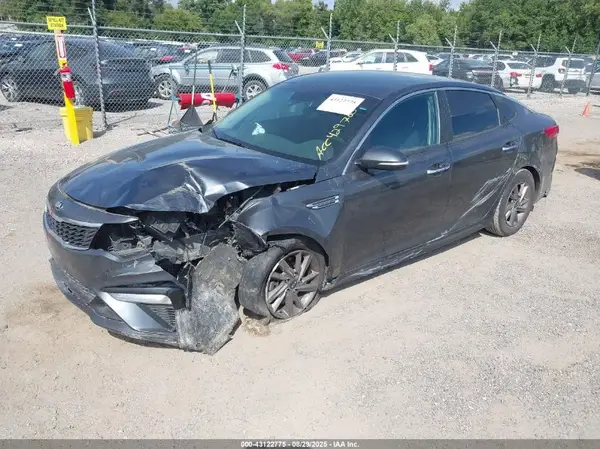 5XXGT4L30LG429760 2020 KIA OPTIMA - Image 2
