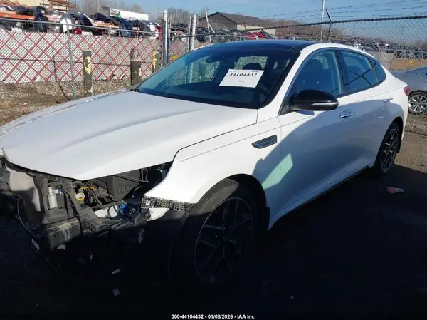 5XXGT4L30LG429970 2020 KIA OPTIMA - Image 2
