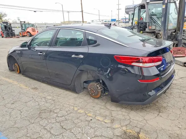 5XXGT4L30LG431735 2020 KIA OPTIMA - Image 2