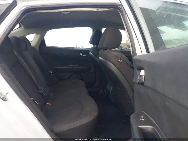5XXGT4L30LG437048 2020 KIA OPTIMA - Image 8