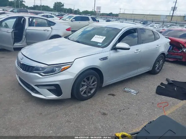 5XXGT4L30LG437079 2020 KIA OPTIMA - Image 2