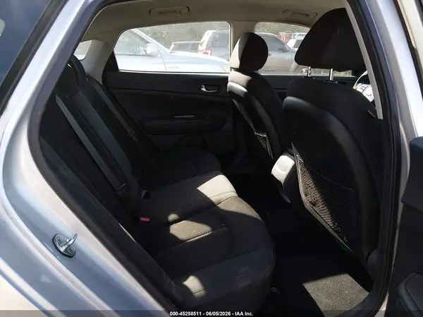 5XXGT4L30LG442444 2020 KIA OPTIMA - Image 8