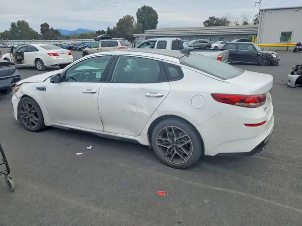5XXGT4L30LG443190 2020 KIA OPTIMA - Image 2