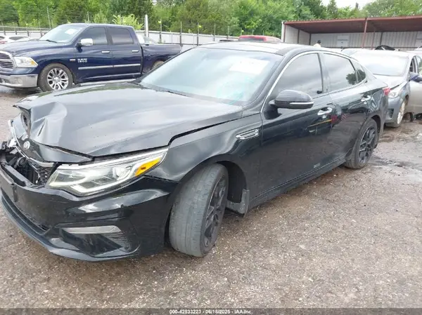 5XXGT4L30LG444114 2020 KIA OPTIMA - Image 2