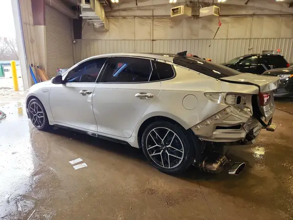 5XXGT4L30LG446638 2020 KIA OPTIMA - Image 2