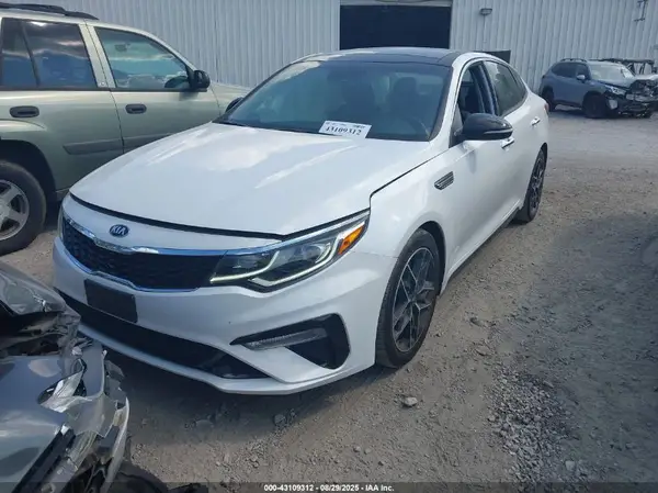 5XXGT4L30LG446719 2020 KIA OPTIMA - Image 2