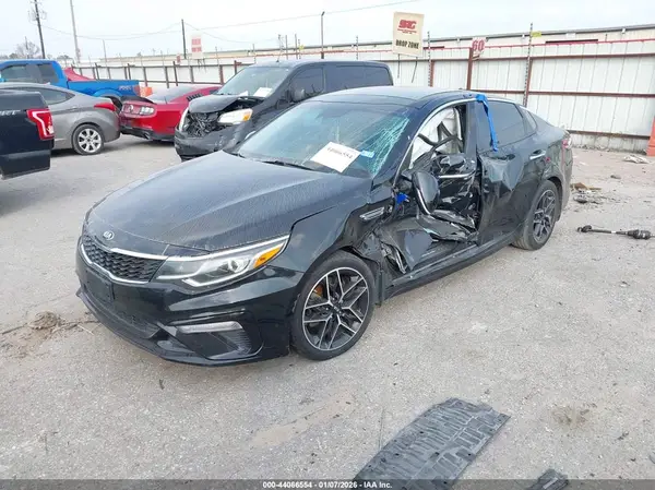 5XXGT4L30LG447076 2020 KIA OPTIMA - Image 2
