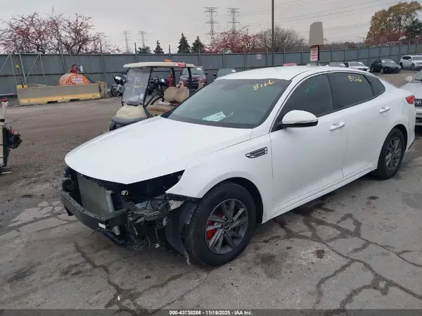 5XXGT4L30LG448602 2020 KIA OPTIMA - Image 2