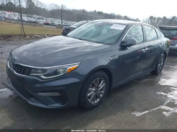 5XXGT4L30LG449300 2020 KIA OPTIMA - Image 2