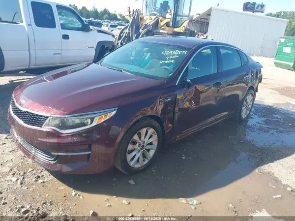 5XXGT4L31GG001735 2016 KIA OPTIMA - Image 2
