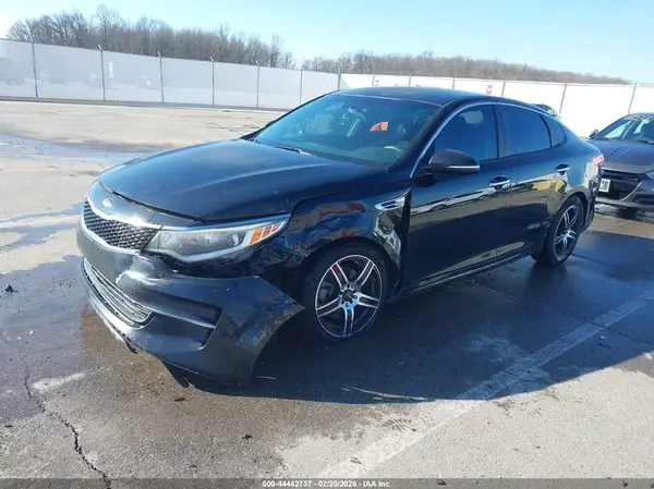 5XXGT4L31GG002948 2016 KIA OPTIMA - Image 2