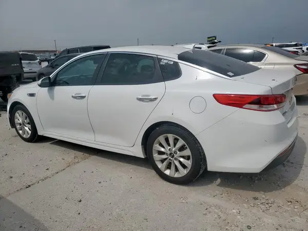 5XXGT4L31GG004442 2016 KIA OPTIMA - Image 2