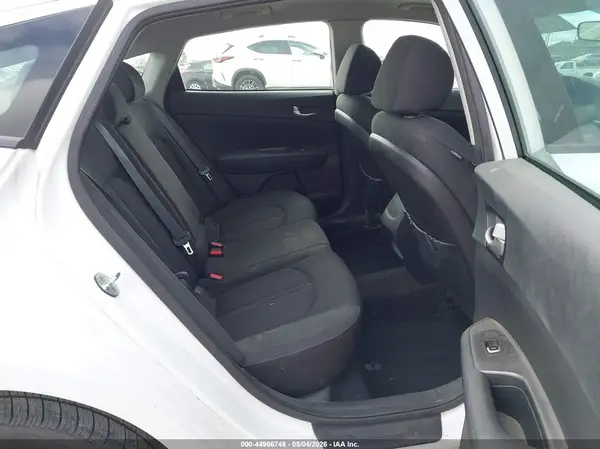 5XXGT4L31GG007292 2016 KIA OPTIMA - Image 8
