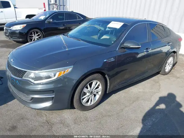 5XXGT4L31GG023721 2016 KIA OPTIMA - Image 2