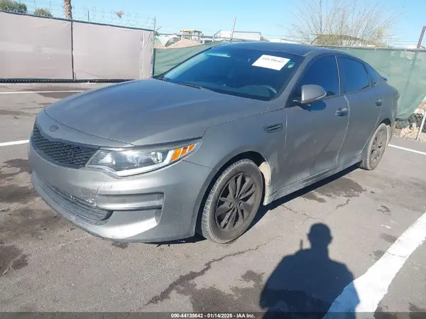 5XXGT4L31GG026795 2016 KIA OPTIMA - Image 2