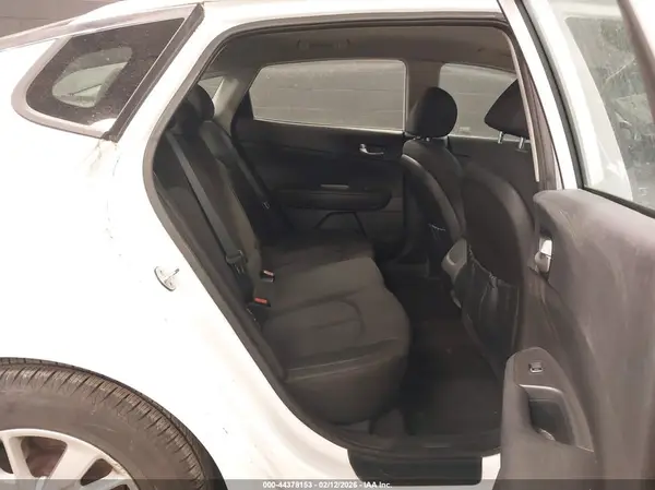 5XXGT4L31GG038963 2016 KIA OPTIMA - Image 8