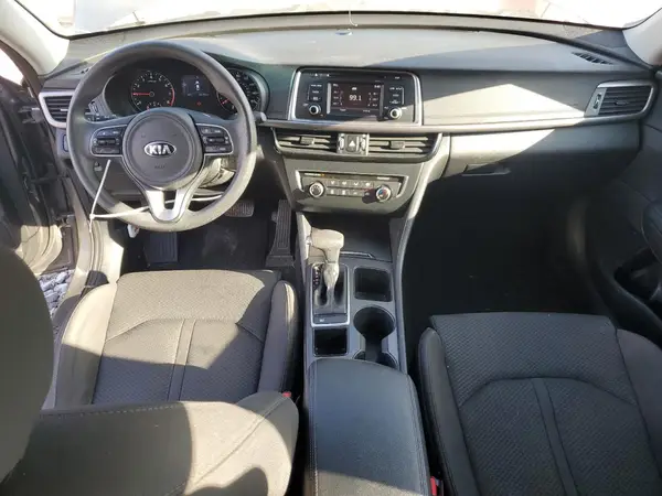 5XXGT4L31GG040390 2016 KIA OPTIMA - Image 8