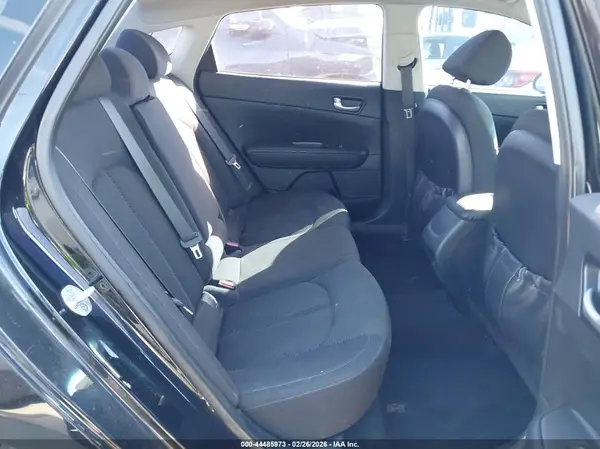 5XXGT4L31GG043127 2016 KIA OPTIMA - Image 8