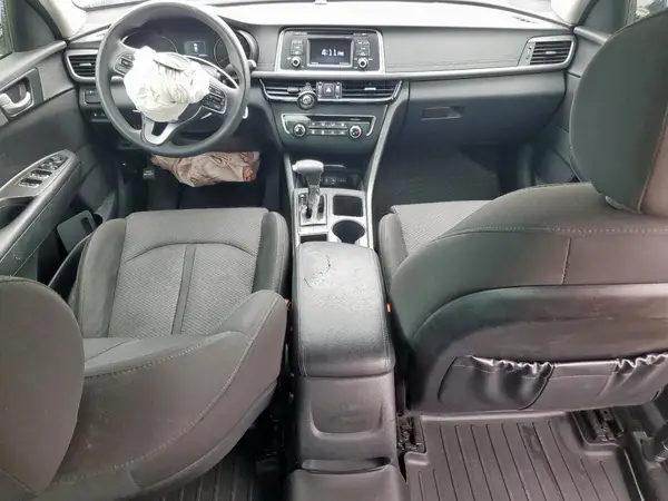 5XXGT4L31GG045637 2016 KIA OPTIMA - Image 8